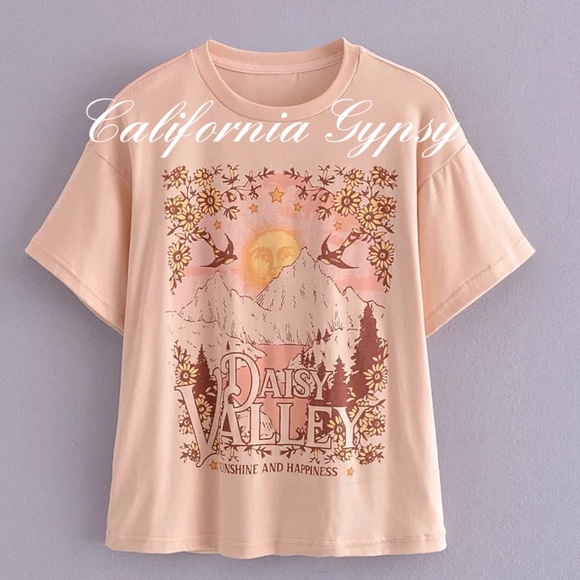 Daisy Valley Sunshine & Happiness Tee - Picture 2 of 13